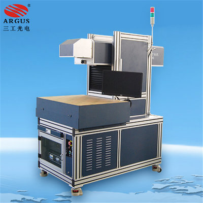 三工激光圣誕用品激光鏤空切割機 放心省心，工業(yè)潤滑油的關鍵角色